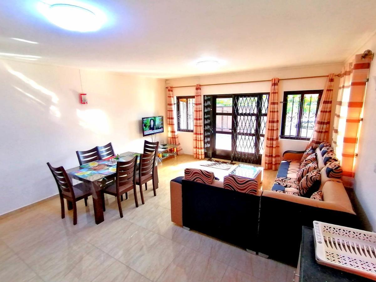 Sand Castle Villa Trou aux Biches Dış mekan fotoğraf